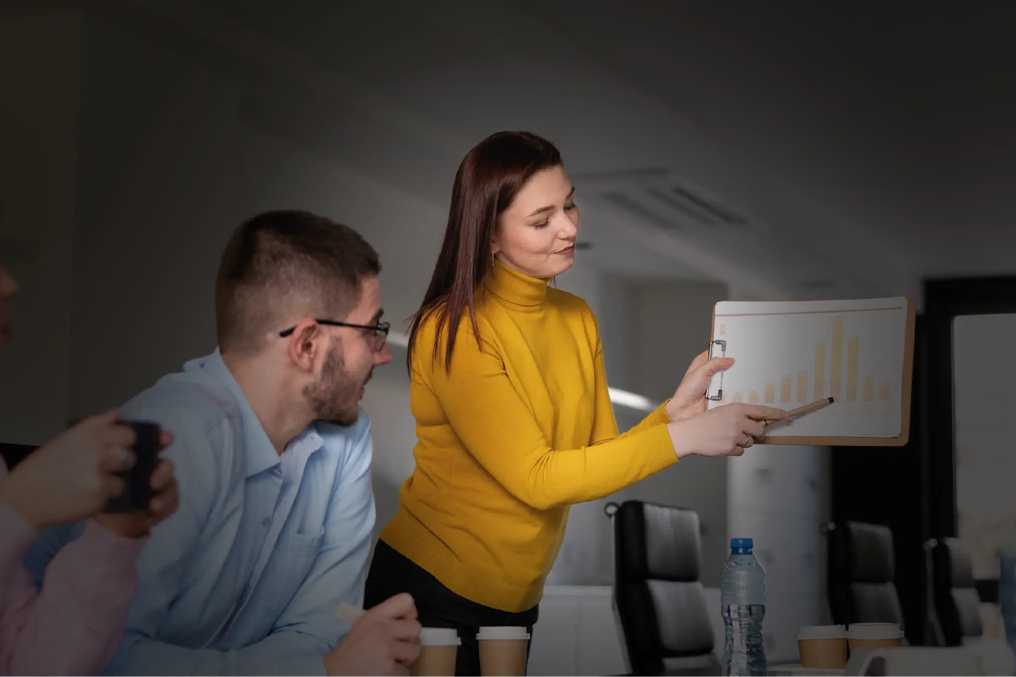 Sistema comercial que conecta mercado, marketing, ventas y operación
