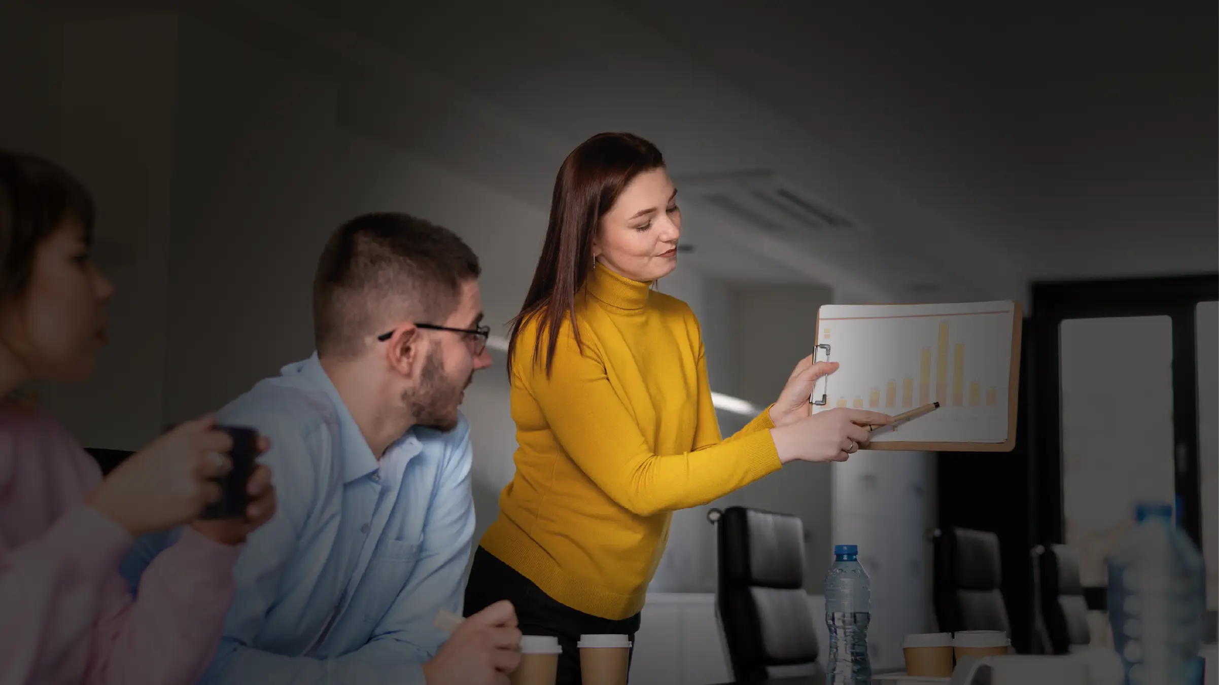 Sistema comercial que conecta mercado, marketing, ventas y operación